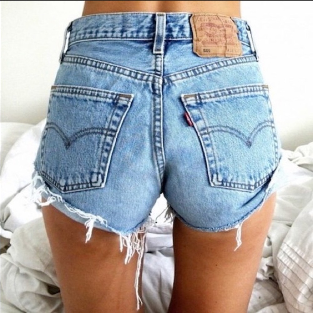 (Levi’s) 501 Vintage cutoff shorts